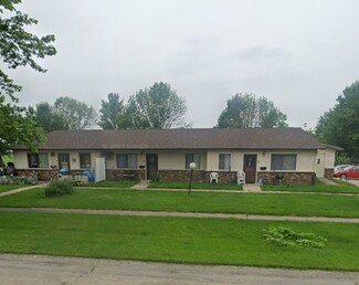 340 S Rowe Ln Unit 1, Walcott, IA 52773