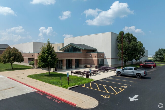 Mendota Township High School serves grades 9-12 with a student-teacher ratio of 13 to 1.
