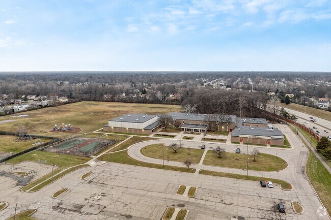 Thompson K-8 International Baccalaureate Academy aerial view.