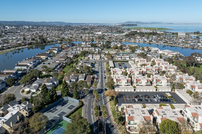 Mariners Isle caption TBD