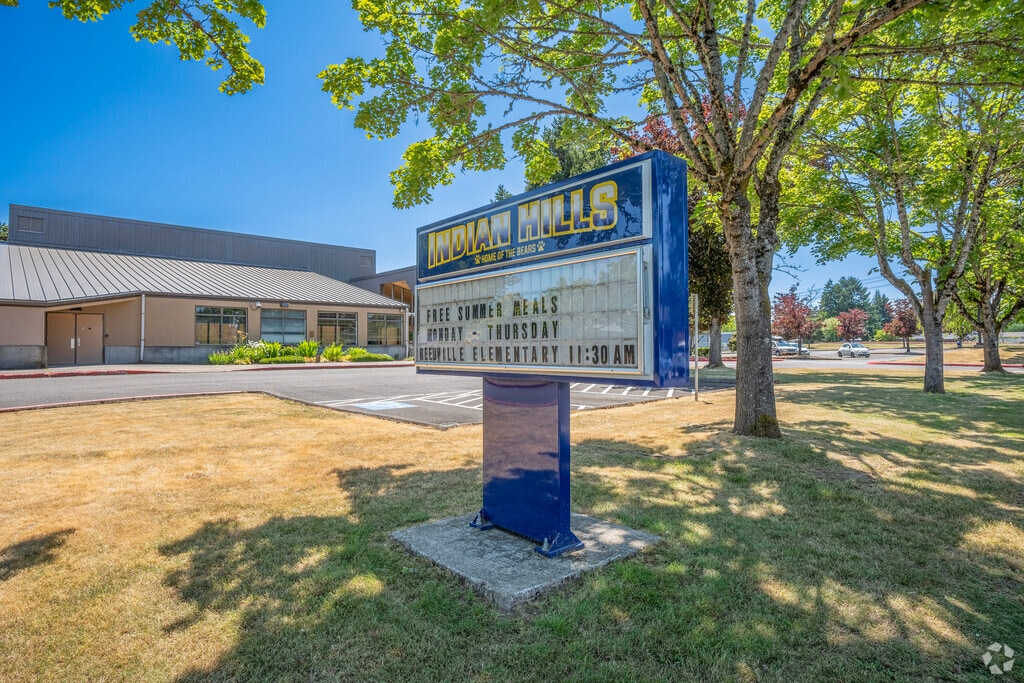 Indian Hills Elementary School sign in Aloha, Oregon.