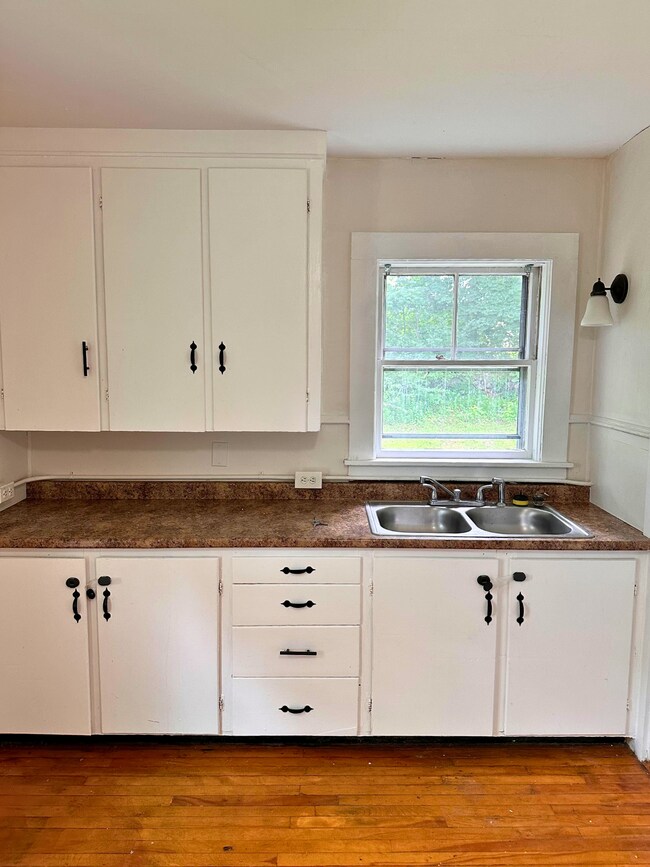 165 Brunswick St unit 5, Old Town, ME 04468 - photo 7