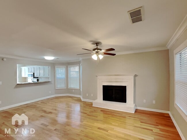 5210 Laurel Bridge Dr SE, Smyrna, GA 30082 - photo 5