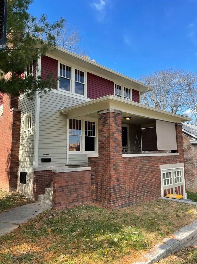 222 S Rogers St, Bloomington, IN 47404