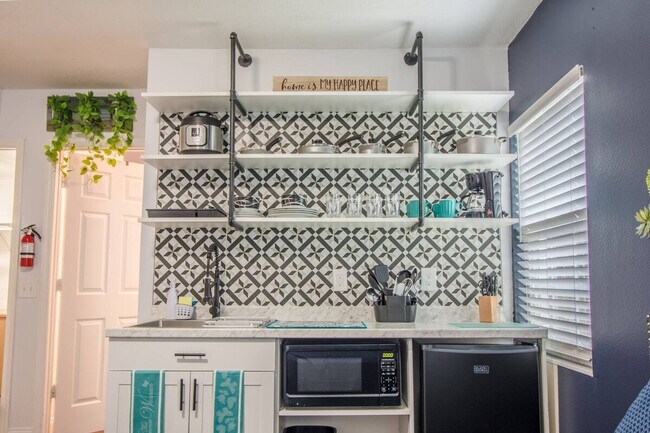 2014 Newman St unit ID1094203P, Orlando, FL 32803 - photo 2