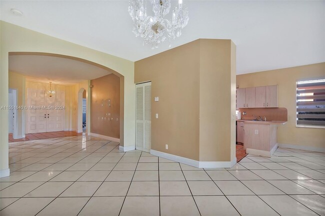 13218 SW 54th Ct, Miramar, FL 33027 - photo 4