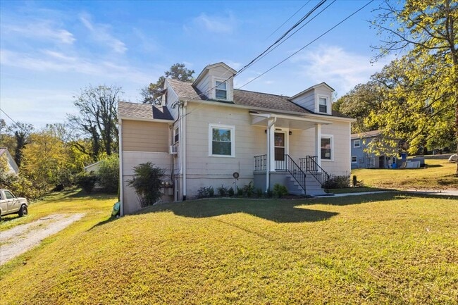 10060 Central Dr unit B, Ooltewah, TN 37363 - photo 2