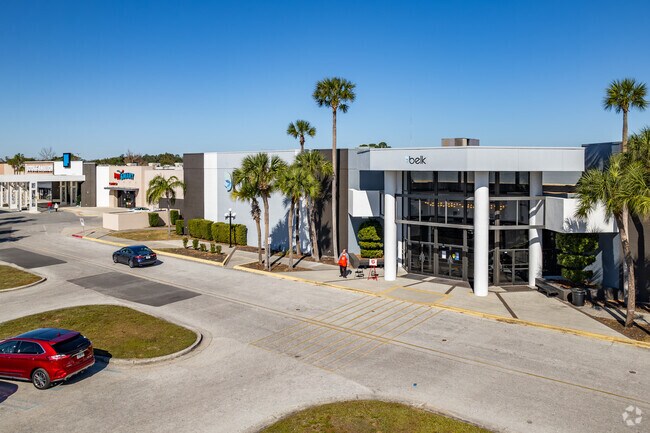 Leesburg locals goto the Lake Sqaure Mall for their shopping needs.