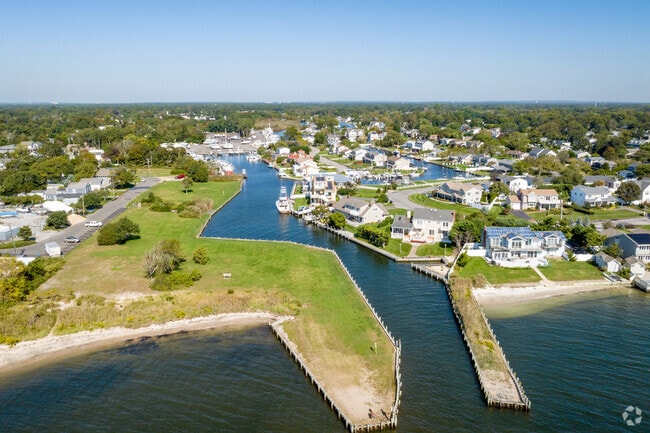 Welcome to Green's Creek County Park.