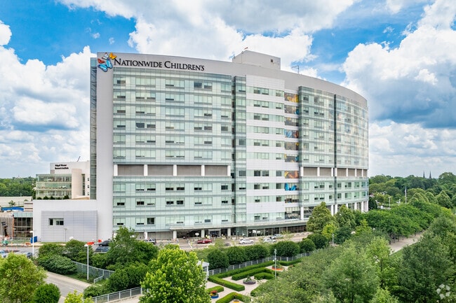 Karns Park is situated less than 2 miles south of Nationwide Children's Hospital.