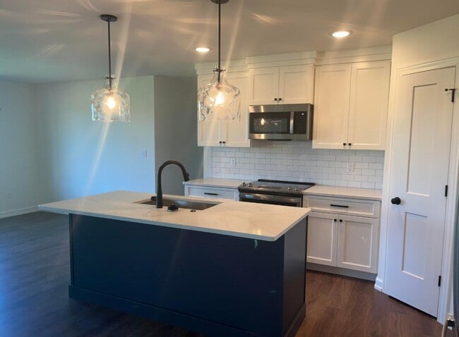 1901 Wes Milligan Ln, Columbia, MO 65201 - photo 2