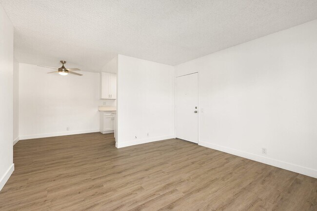 View, San Diego, CA 92139 - photo 4