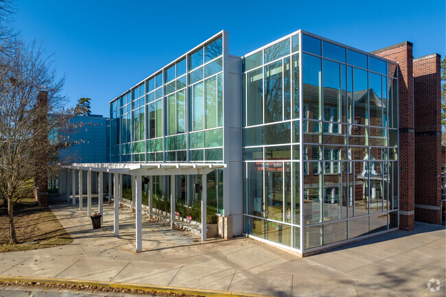 Druid Hills High School serves approximately 1340 students.