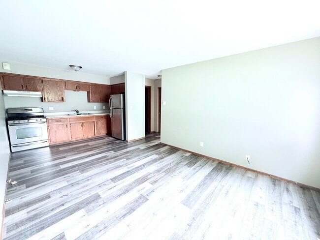 Ridgeway Court, Jackson, WI 53037 - photo 2