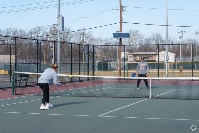 Riverside County park offers tennis and pickleball courts for local players.