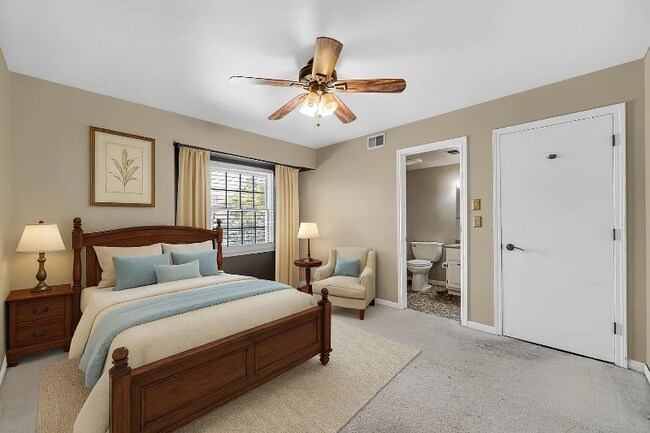 1066 Millpond Rd unit E, Valparaiso, IN 46385 - photo 3