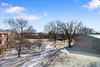 2415 Springdale Rd, Waukesha, WI 53186