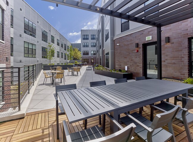 The Parker 118, Rutherford, NJ 07070 - photo 7