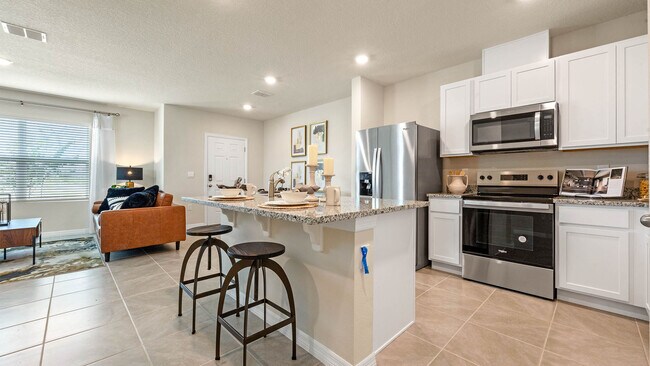 552 Preston Cove Dr, Saint Cloud, FL 34771 - photo 5