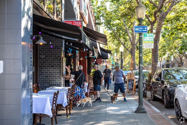 Downtown Palo Alto is just a few minutes away from West of The Alameda.