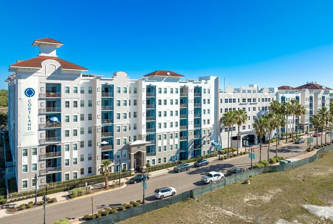 There are plenty of multi-family options to suit your needs in Altamonte Springs.