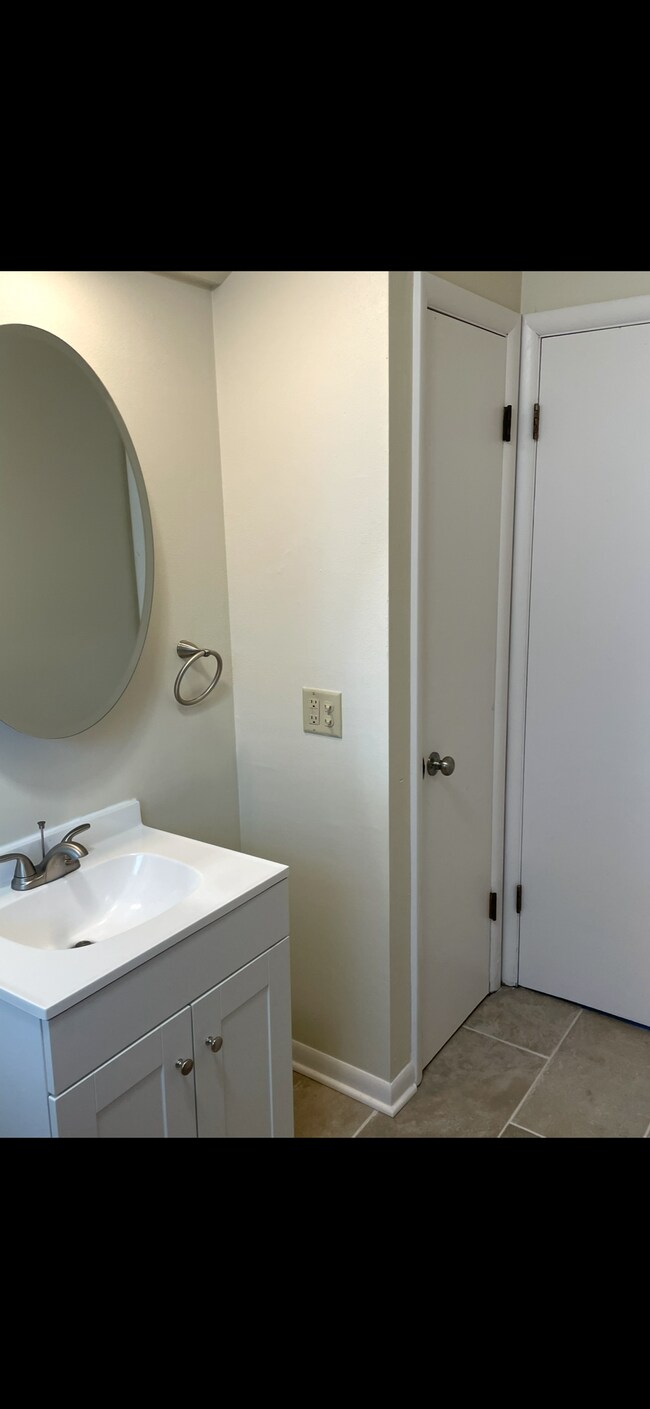 4401 N 38th St, Milwaukee, WI 53209 - photo 4