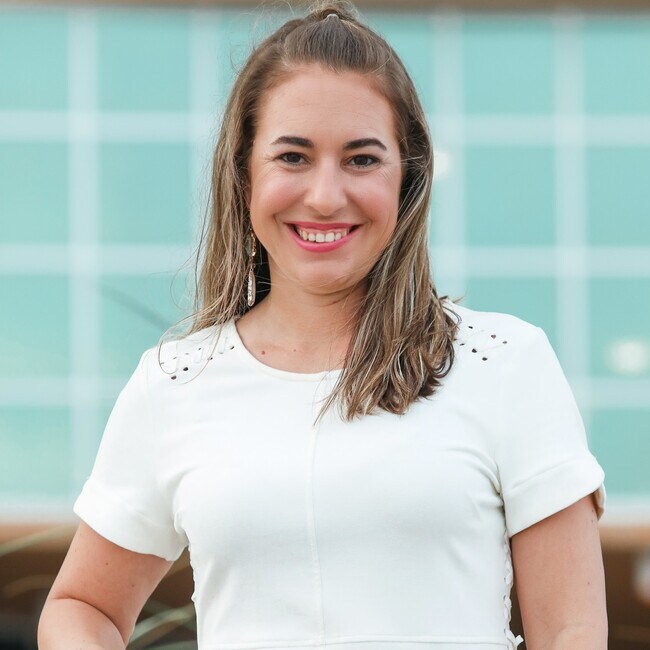 Constance Calambakas