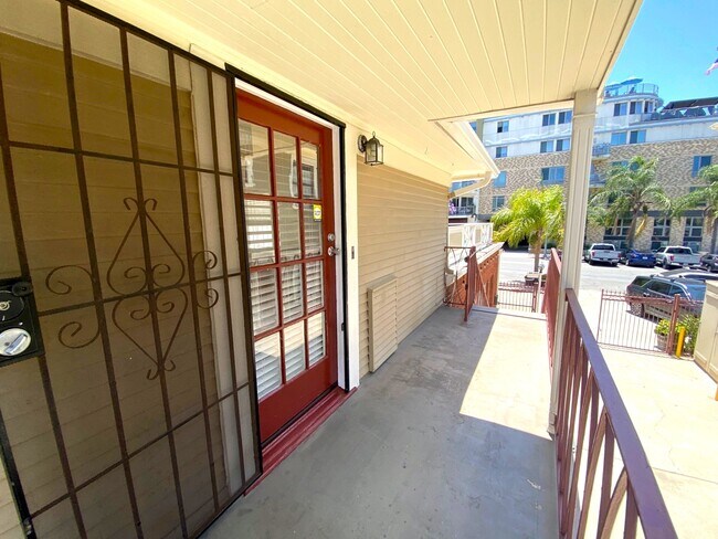 418 Thorn St unit 418, San Diego, CA 92103 - photo 4