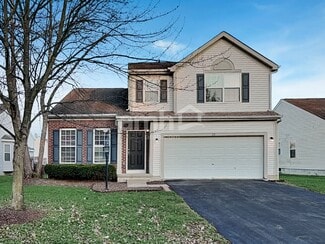 35 Wrens Nest Ct, Pataskala, OH 43062