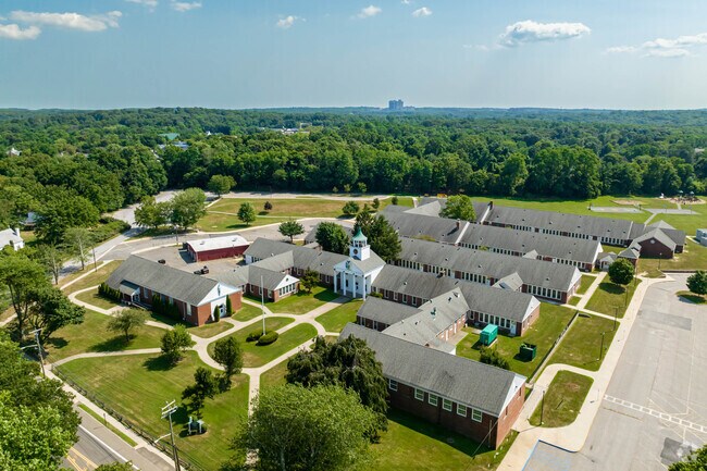 Setauket Elementary School in Old Field serves grades PK through 6.