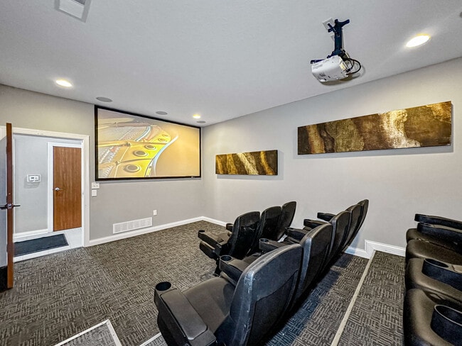 Capitol Grove Apartments, Des Moines, IA 50310 - photo 7