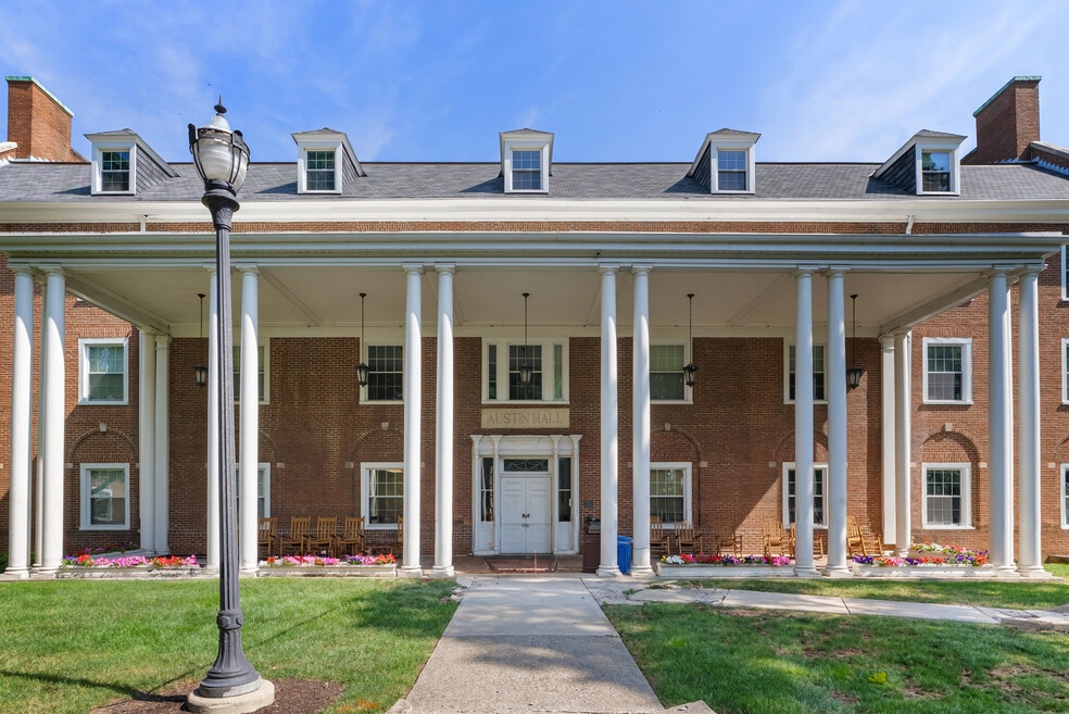 Austin Manor, Delaware, OH 43015 - photo 1