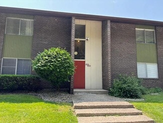 2500 Topsfield Rd Unit 907, South Bend, IN 46614