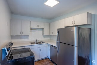 2003 Straightway Ave, Nashville, TN 37206