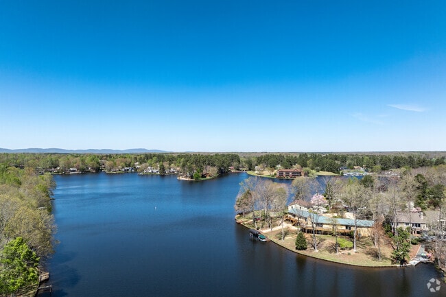 The beauty found in Lake Monticello make living in this friendly community a great experience.