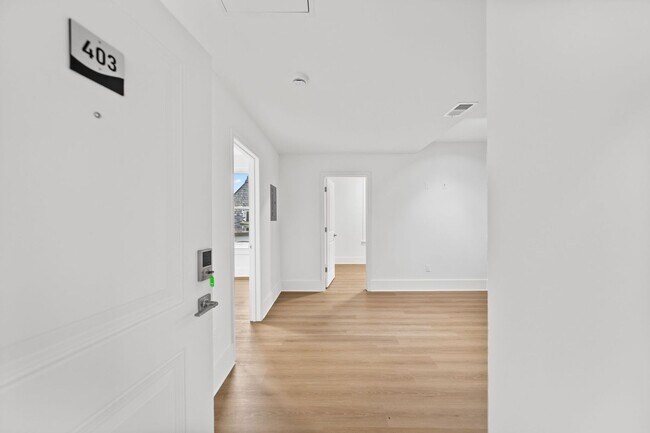 Brand-New Luxury Residences in the Heart of Historic Capitol Hill, Washington, DC 20003 - photo 3