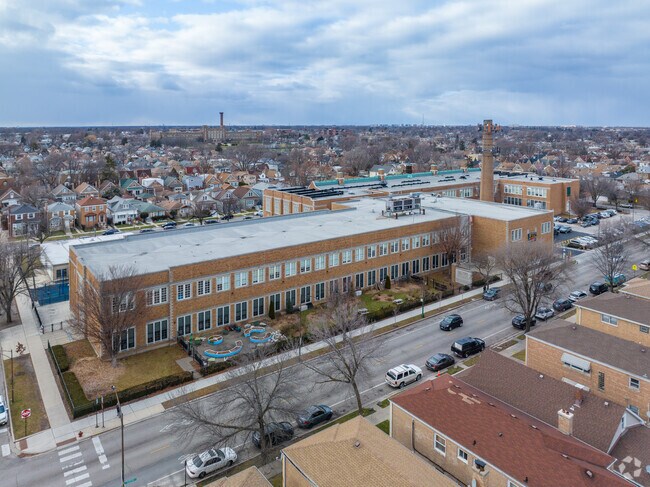 Lyon Elementary School is located in the Belmont Central neighborhood.