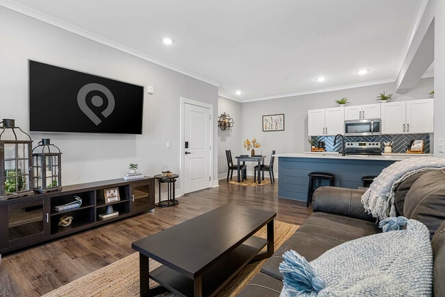 Pointe Grand on Main, Jacksonville, FL 32218 - photo 5