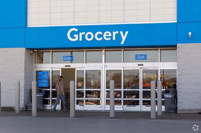 Clinton shoppers can head to Walmart Supercenter for groceries, homegoods and everything in between.