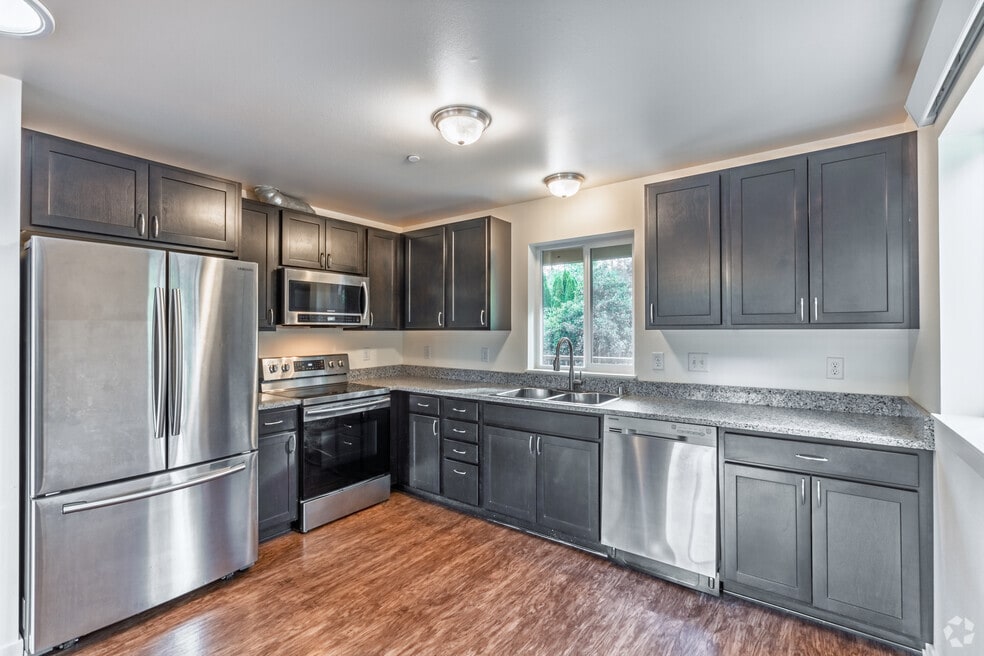 Blueberry Tri-Plex, Bellingham, WA 98229 - photo 1