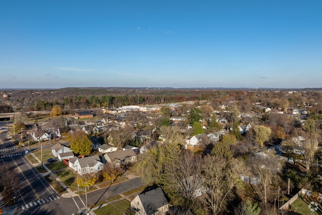 Putnam Heights is a residential neighborhood on the south side of Eau Claire.