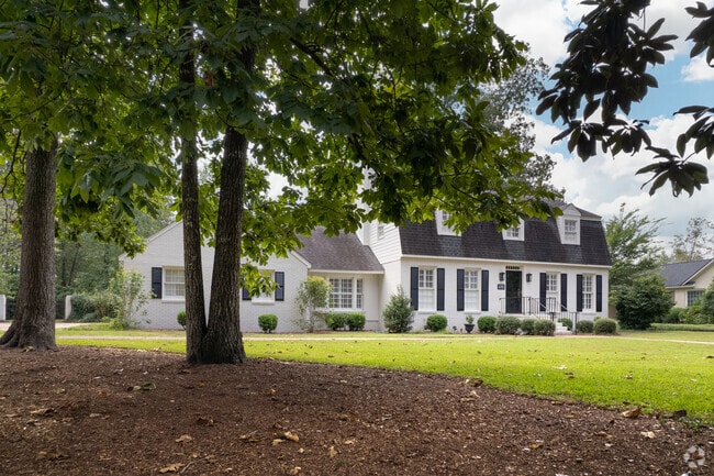 Doublegate is home to a variety of unique home styles.