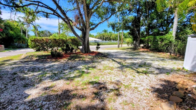 12991 114th Ave N, Largo, FL 33774 - photo 2