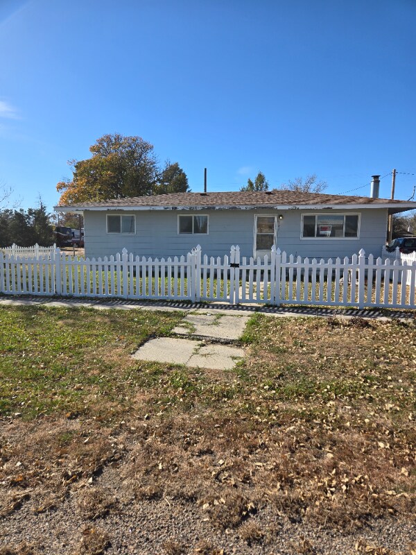 325 Iowa Ave, Seibert, CO 80834