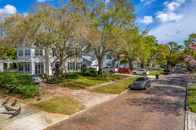 The charming red brick streets show the history of Jungle Prada.