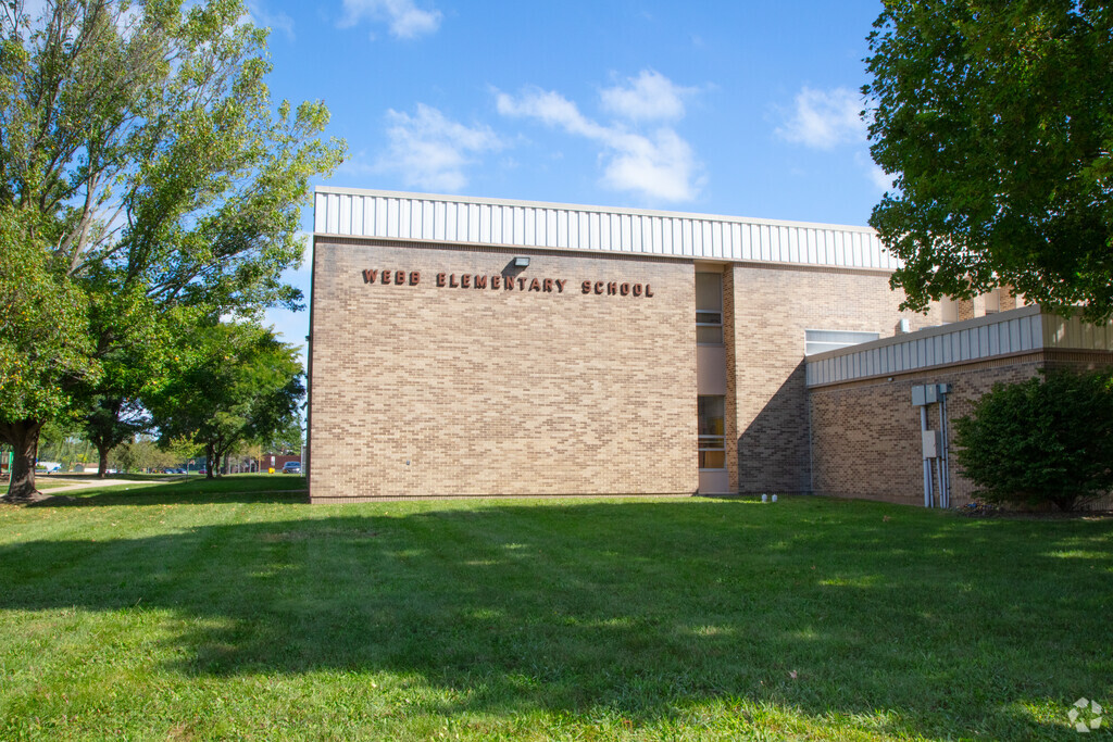 Webb Elementary School provides education in the neighborhood of 
Franklin