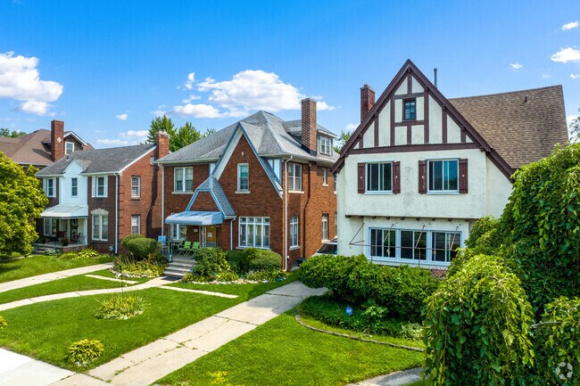 An English Tudor and Colonial inspired homes are common neighbors in Nardin Park.