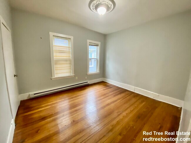 3142 Washington St unit 3, Jamaica Plain, MA 02130 - photo 7