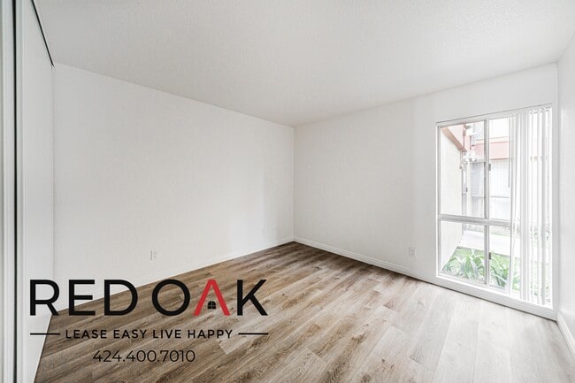 17830 Sherman Way unit 147, Reseda, CA 91335 - photo 2