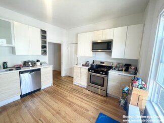158 Boston St Unit 2, Boston, MA 02125